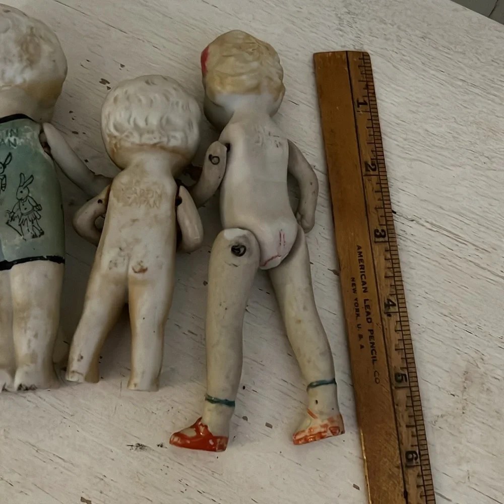 Lot Antique bisque jointed & strung Japan dolls miniature